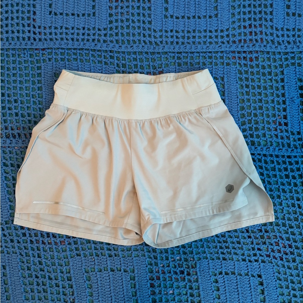 Asics women’s lite-show 3.5 inch running shorts